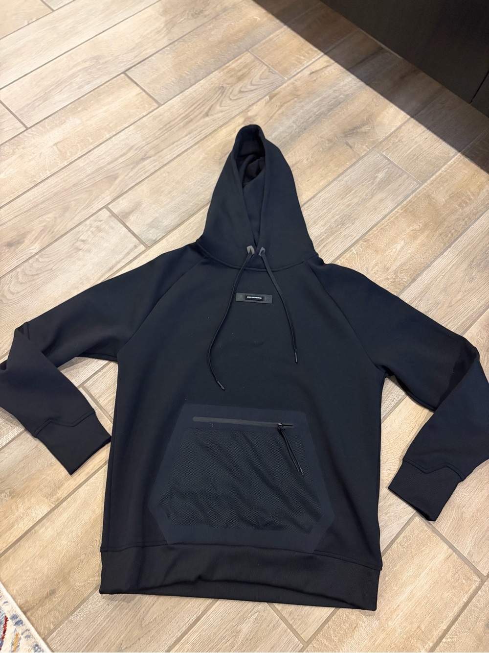 On running black hoodie men's size medium